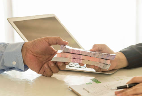 Как перевести деньги с кредитной карты тинькофф на карту сбербанк без комиссии